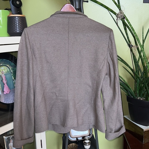 Soft Brown Peserico blazer - Picture 2 of 5